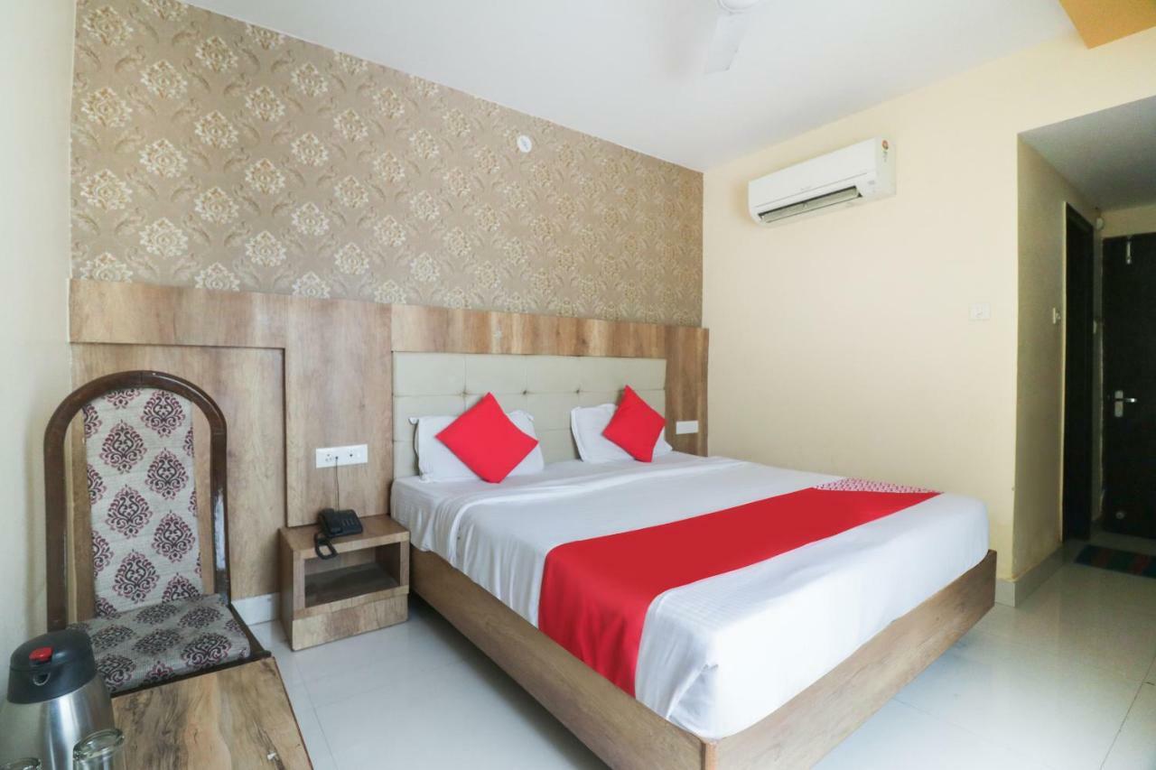 Oyo 48974 Hotel Shweta Residency Varanasi Exterior photo